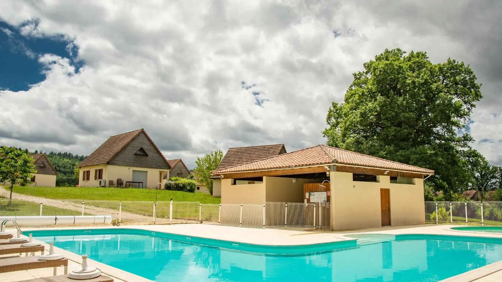 Casa de Férias Lac Bleu 26 Lacapelle-Marival França